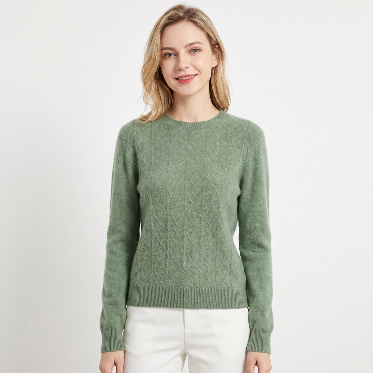 Women's Cable Knit Sweater Crew Neck Soft Wool Blend Pullover