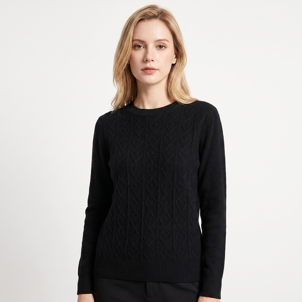 Women's Cable Knit Sweater Crew Neck Soft Wool Blend Pullover