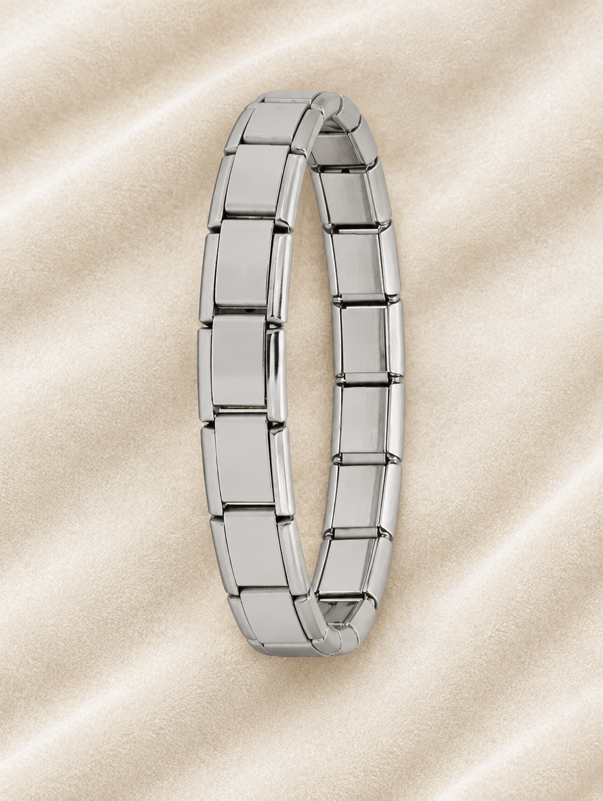 Silver link stretch bracelet on cream velvet